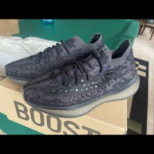 Authentic - Yeezy Boost 380 “Onyx”